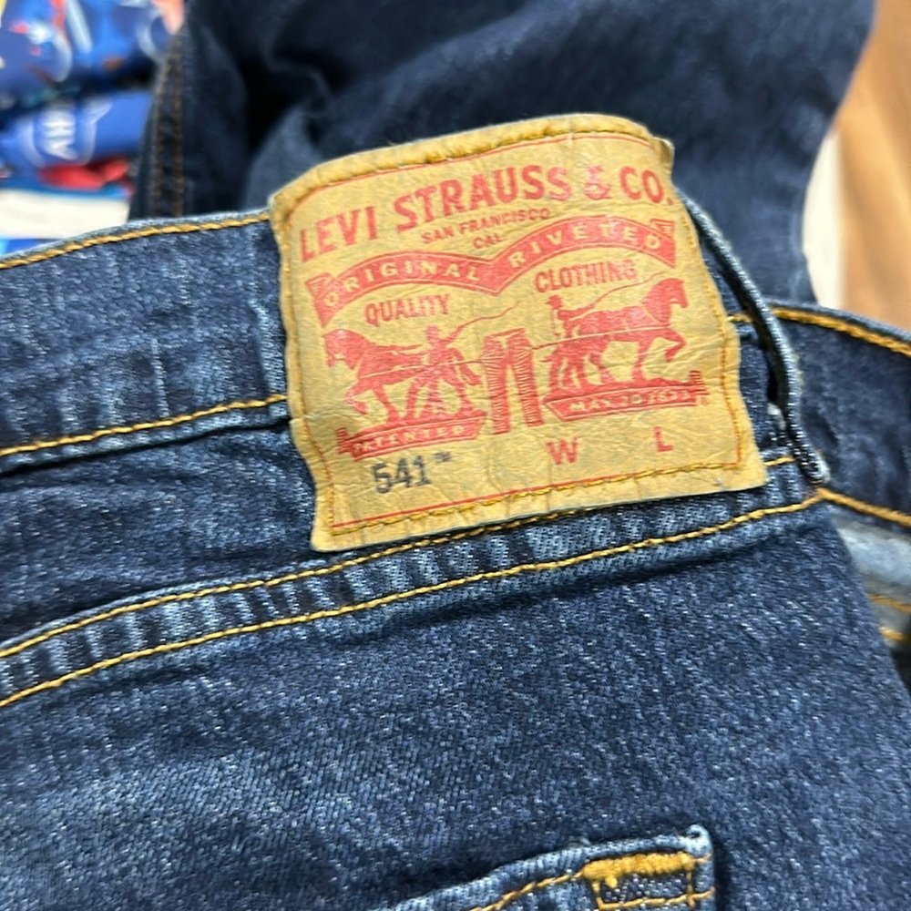Levi’s Men’s blue jeans